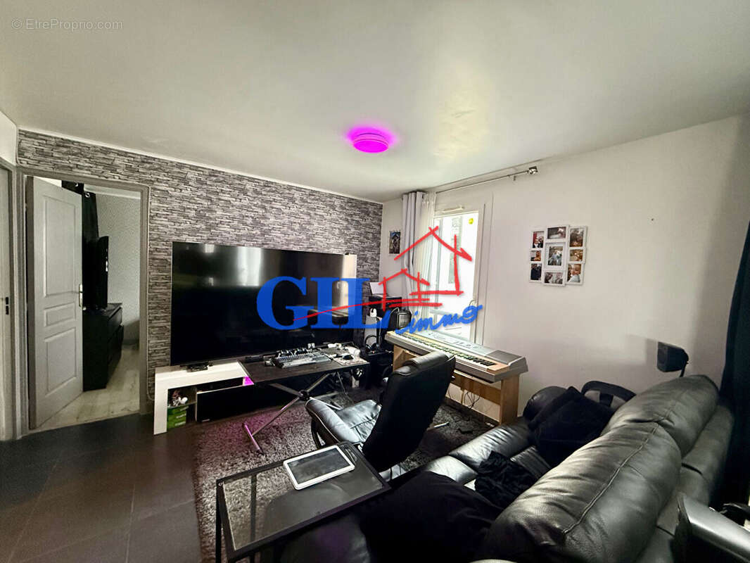 Appartement à NANDY