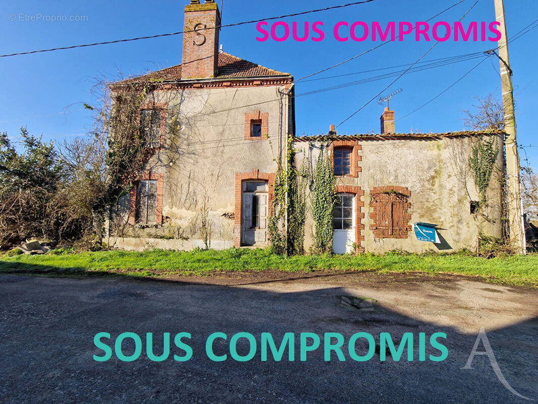 Maison à ROCHESERVIERE