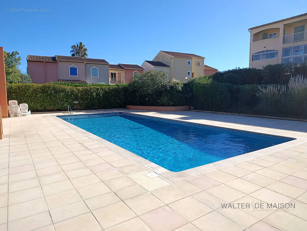 Appartement à LA CROIX-VALMER