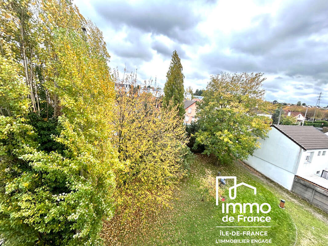 Appartement à VILLEMOMBLE