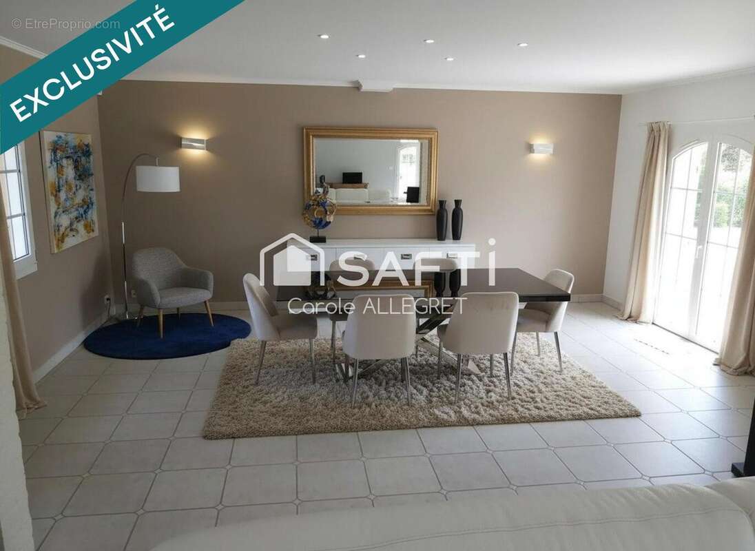 Maison 180 m² à Bourg-Saint-Christophe  - photo 5