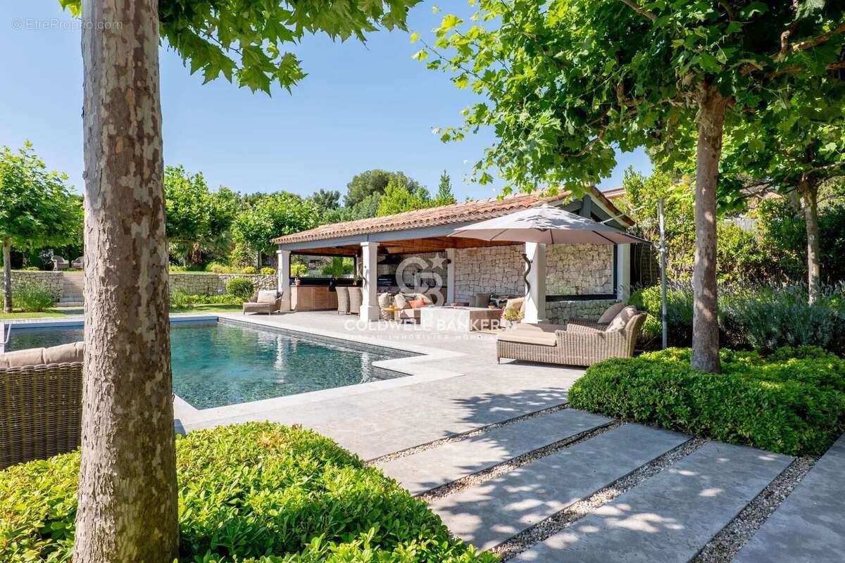 Maison à MOUGINS