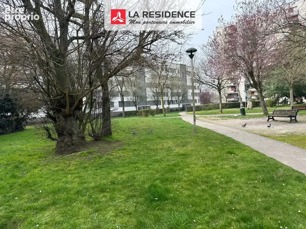 Appartement 2 pièces 40 m² à vendre à Rosny-Sous-Bois (93110) - photo 4