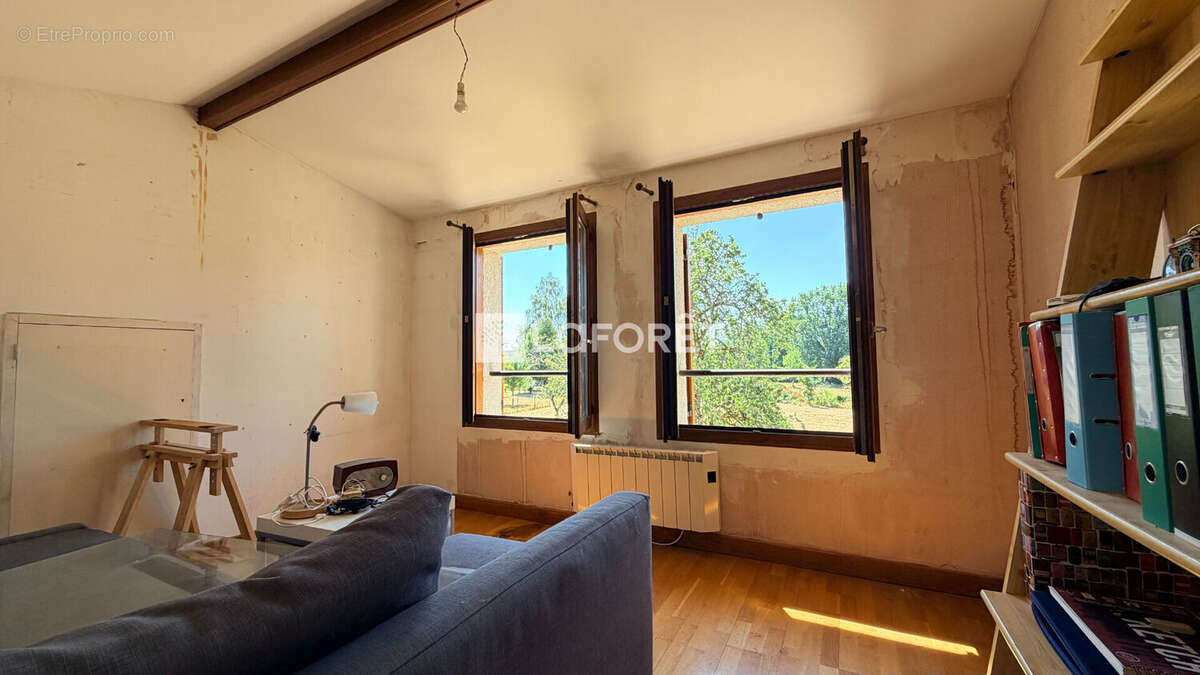 A vendre à MOIREMONT maison 133 m² - 5 chambres - photo 7