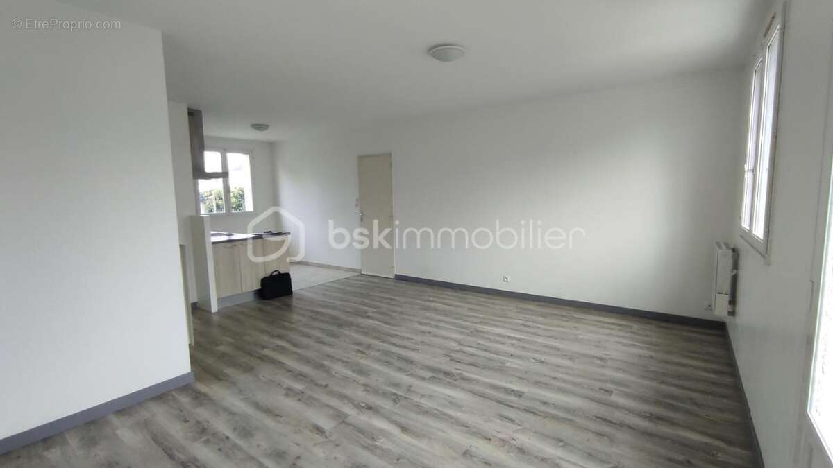 Maison à SAINT-BERTHEVIN