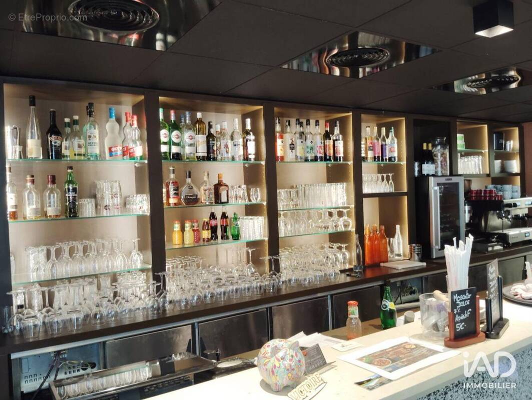 Photo 1 - Commerce à FRANCHEVILLE