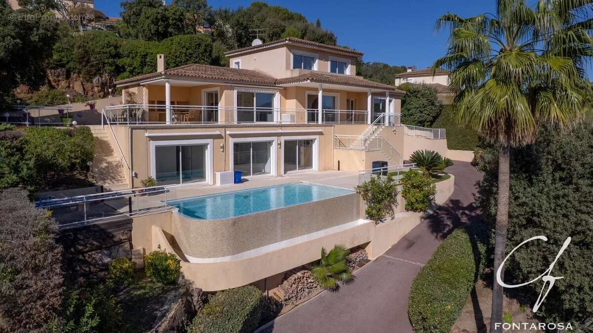 Maison à SAINT-RAPHAEL