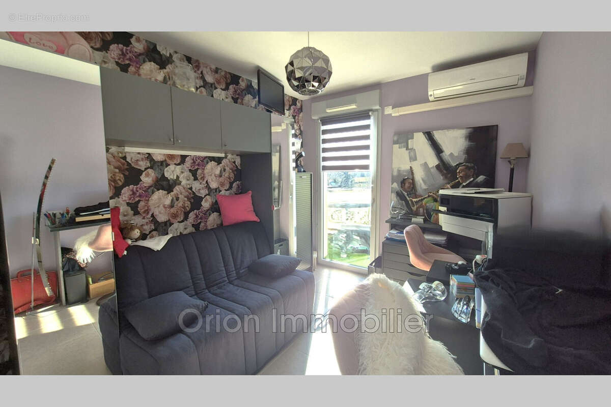 Appartement à MANDELIEU-LA-NAPOULE