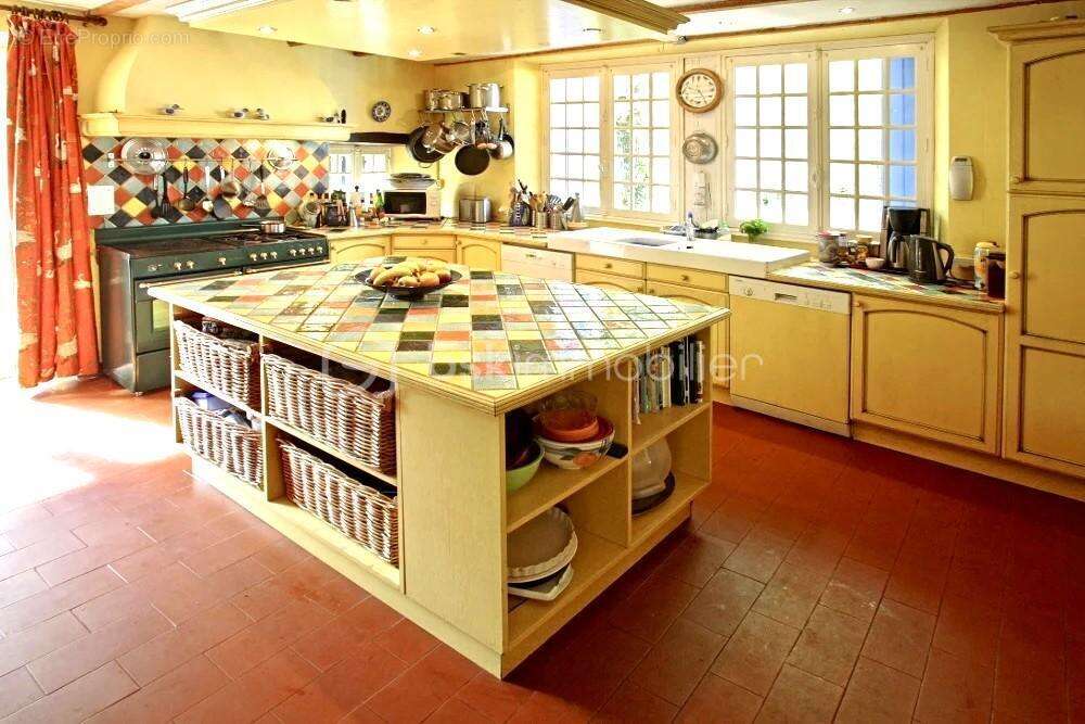 Maison à DURBAN-SUR-ARIZE