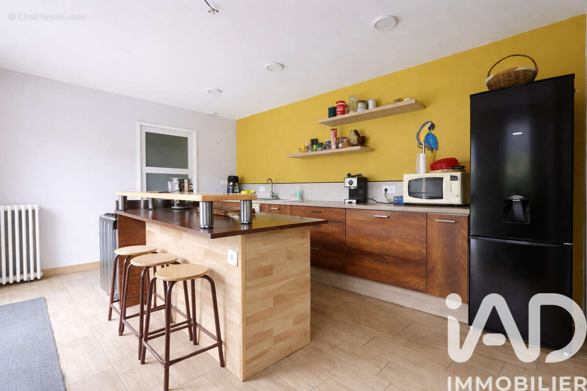 Maison 137 m² à Sceaux-D'anjou  - photo 3