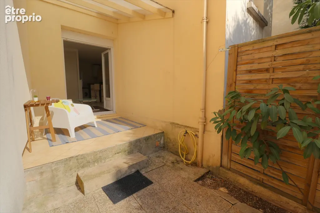 Appartement à LA GARENNE-COLOMBES