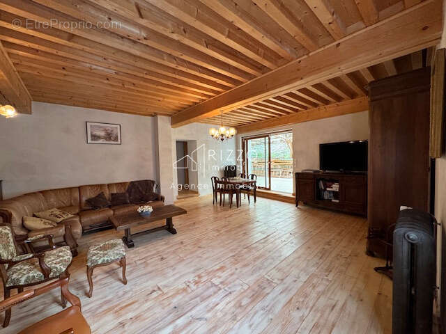 Ancien moulin au Retord - photo 9