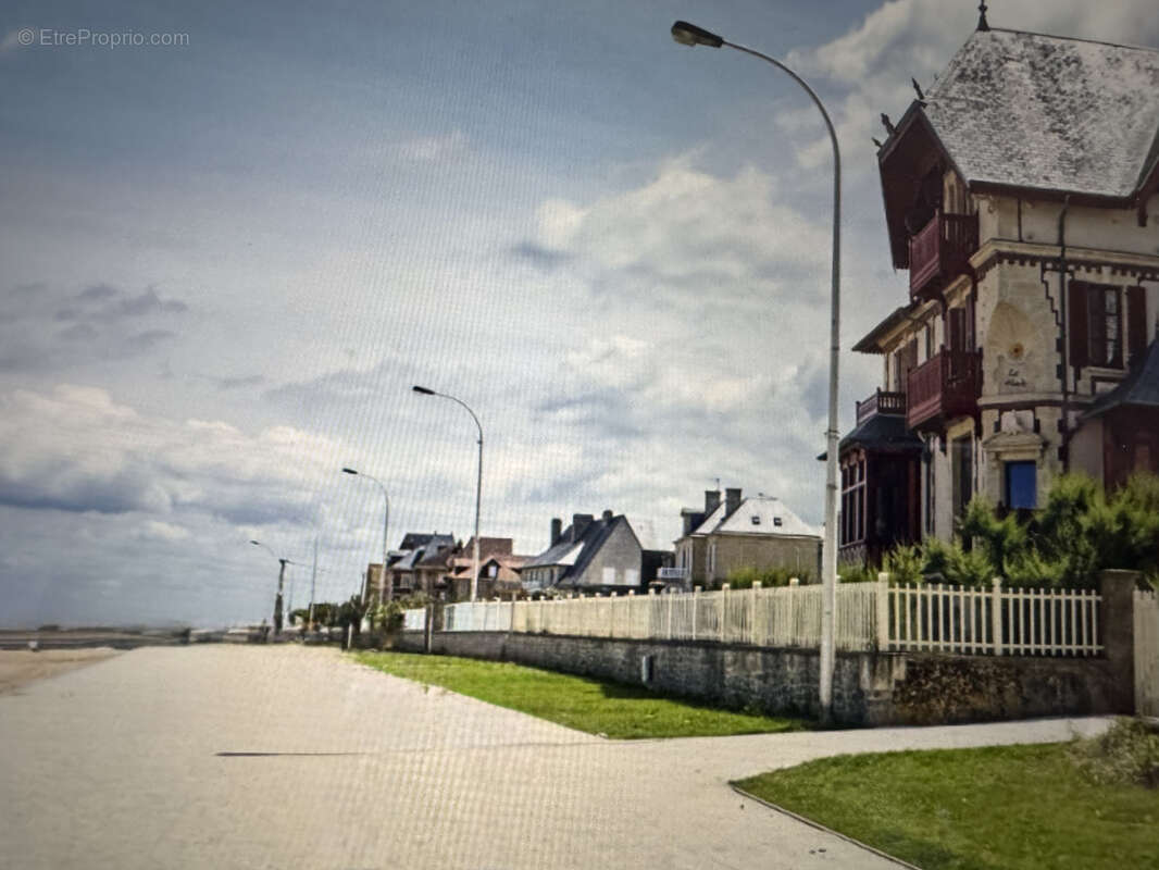 Maison à LION-SUR-MER