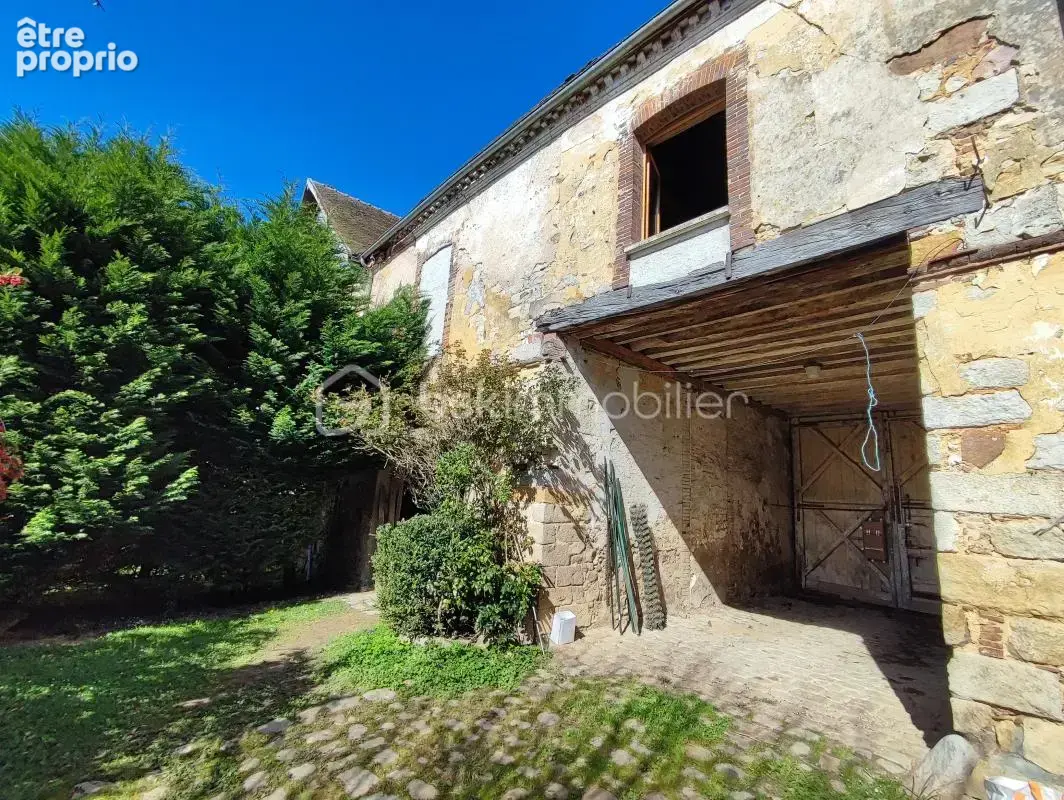 Ancien Corps de Ferme de 190 m² avec dépendances, cave et jardin clos - photo 13