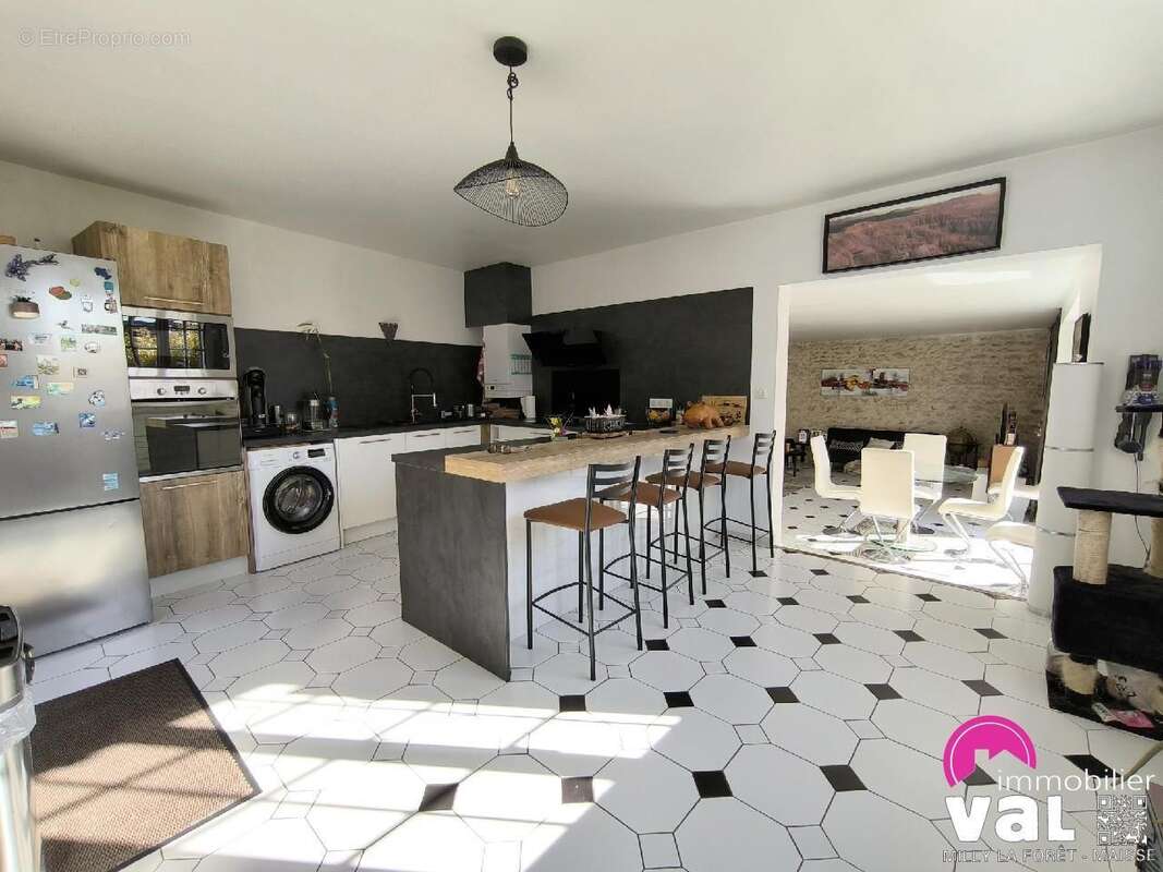 Maison 102 m² à Gironville-Sur-Essonne  - photo 4