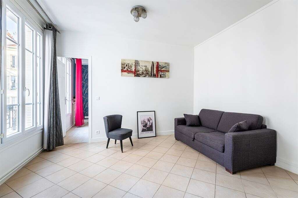Appartement à PARIS-18E