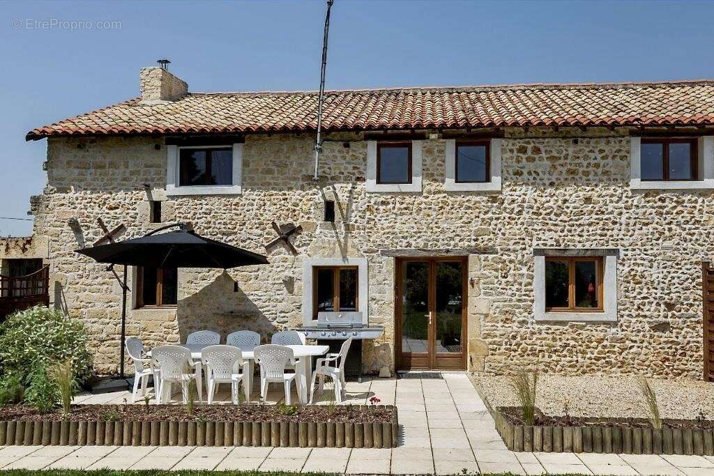 Maison à LES ALLEUDS