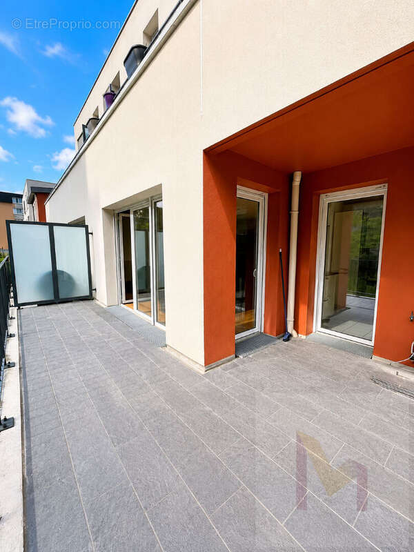 Appartement à VILLEMOMBLE