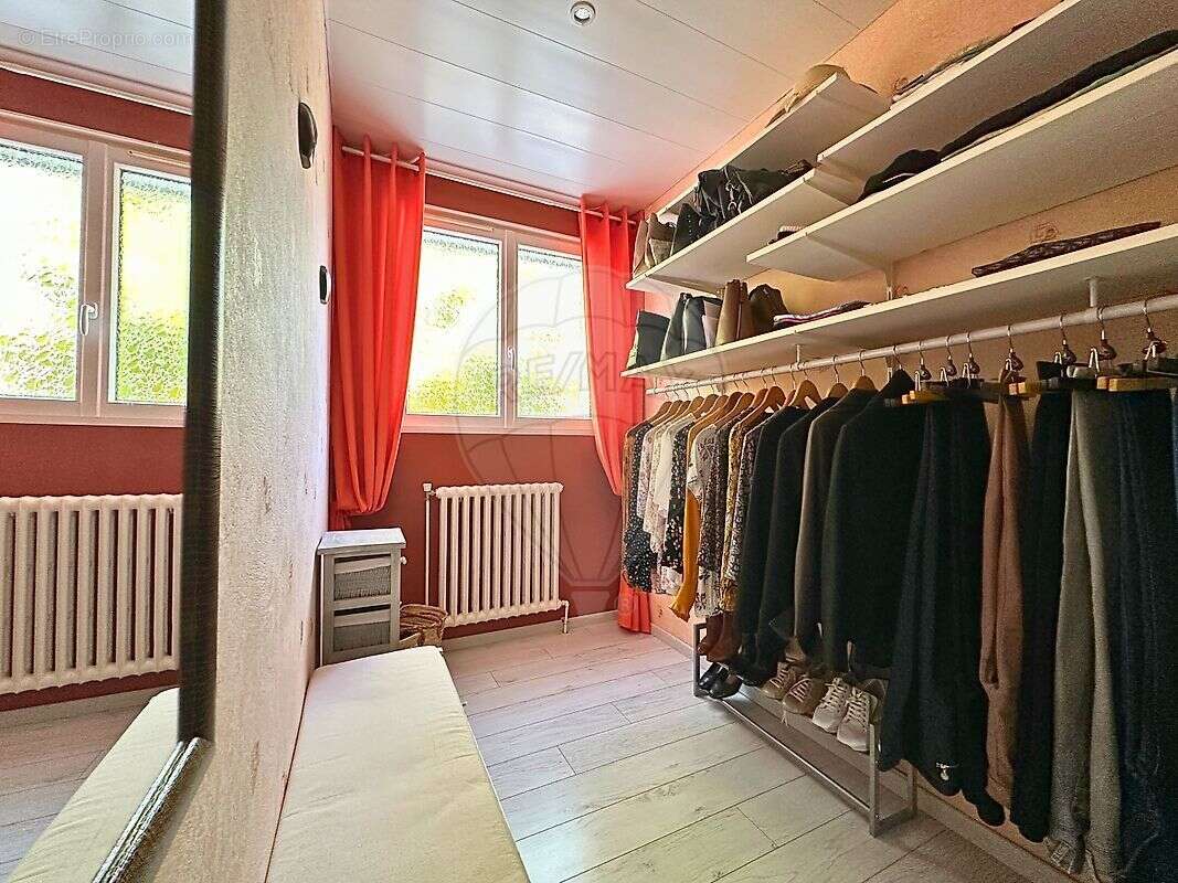 Maison à CREPY-EN-VALOIS