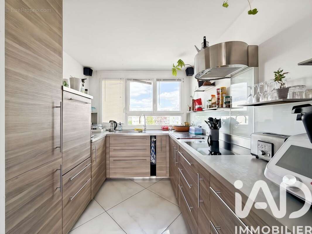 Photo 9 - Appartement à LAVAL