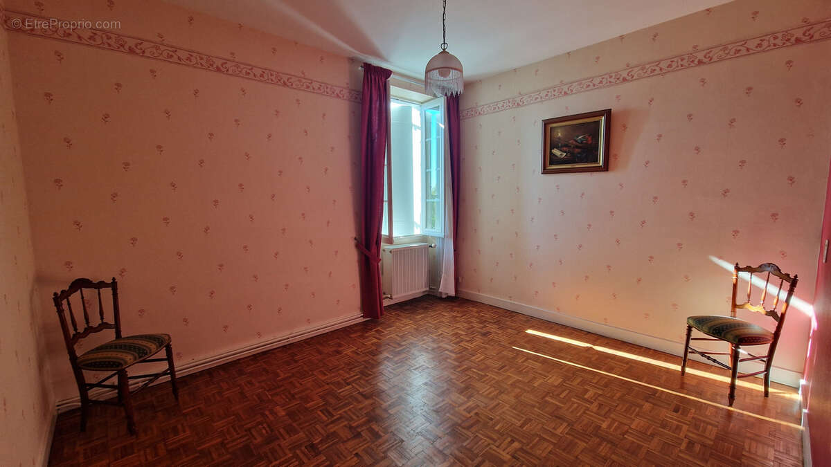 Maison à SAINT-MACAIRE
