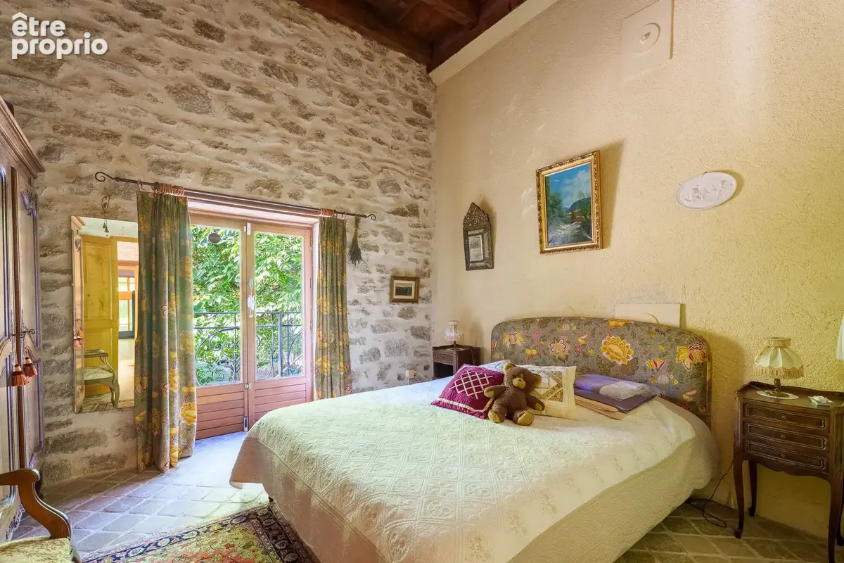 Domaine d’exception : propriété de 867 m2 habitables, 6,6 ha de terrain, étang privé, piscine - photo 15