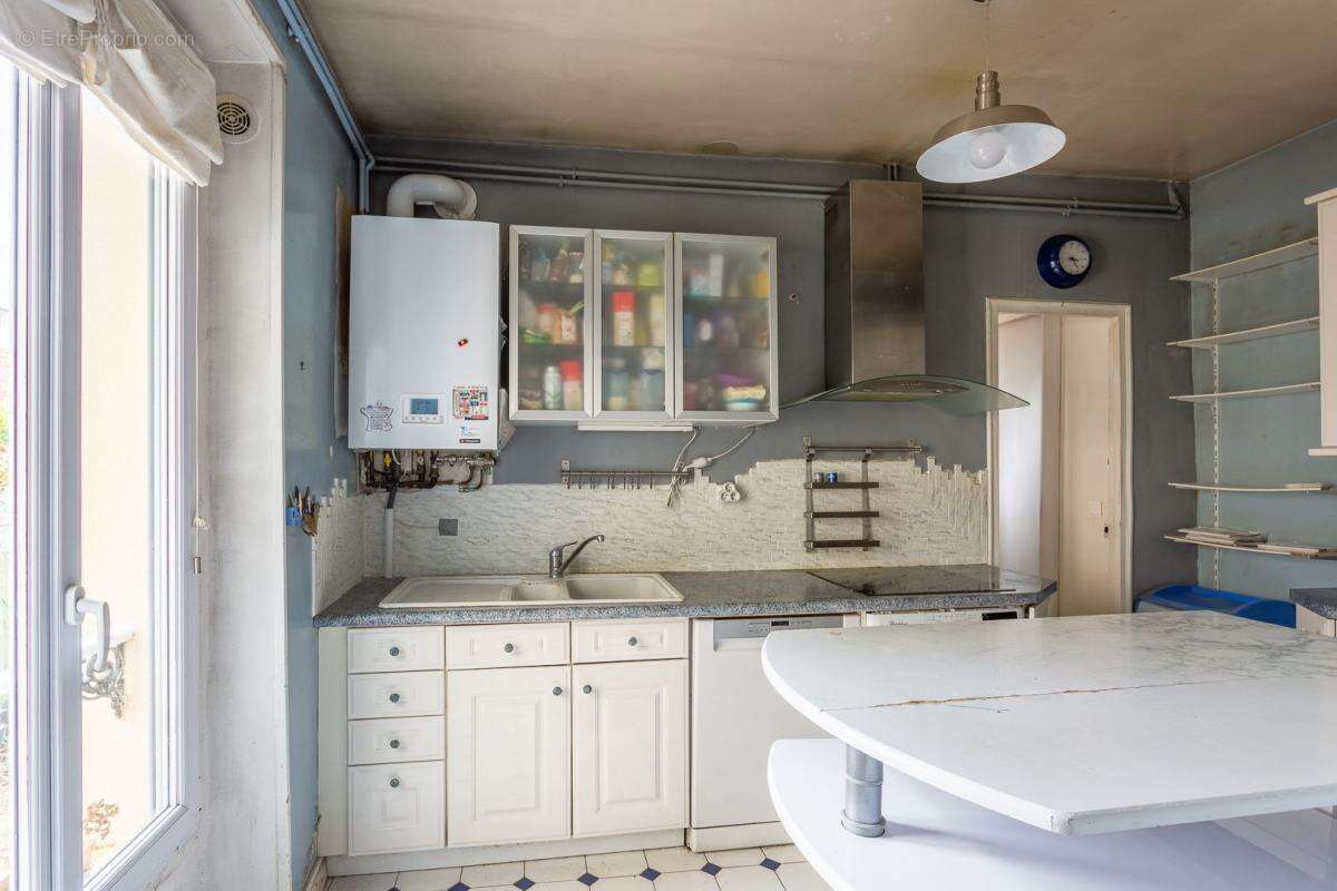 Maison à LE PERREUX-SUR-MARNE