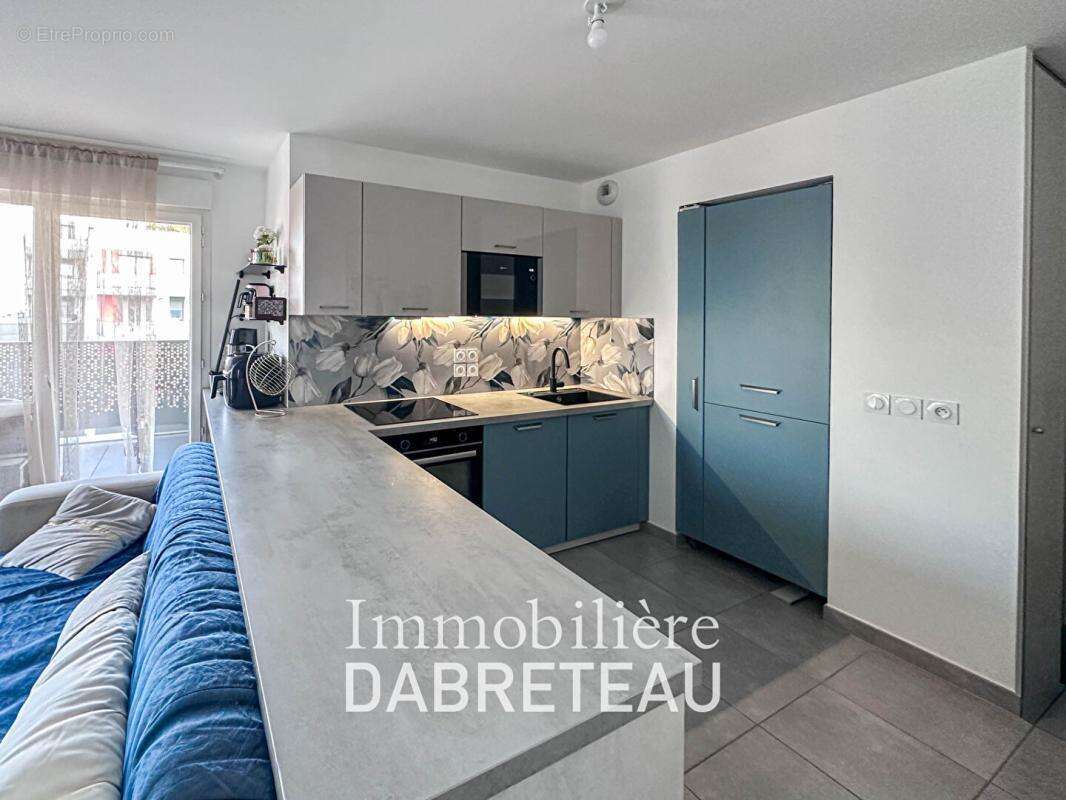 Appartement à VAULX-EN-VELIN