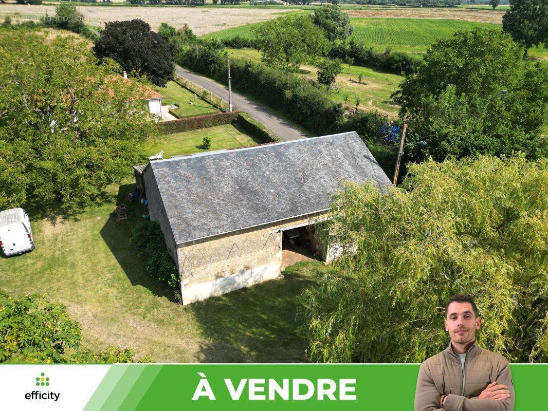 Maison à MAGNE