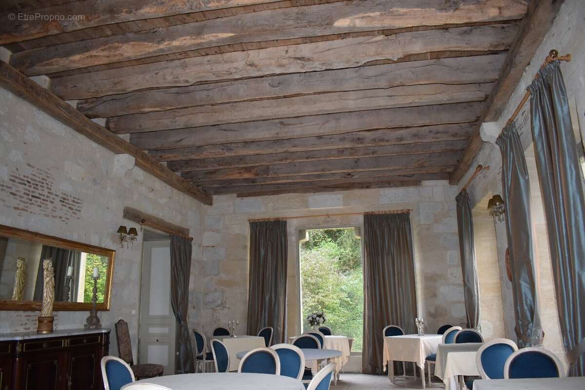 Maison à ESCOIRE
