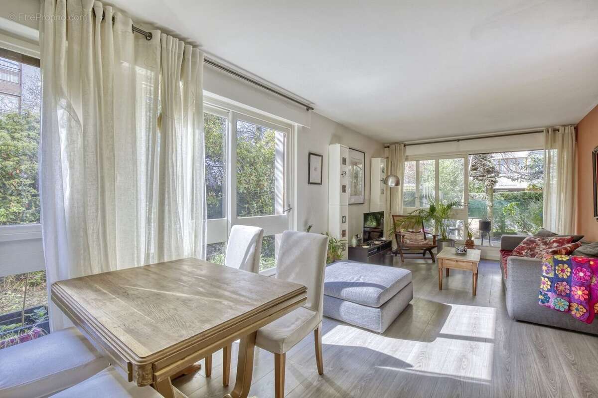 Appartement à LE CHESNAY