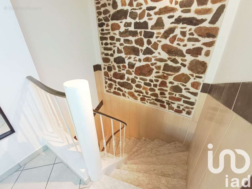 Photo 4 - Appartement à LA SEYNE-SUR-MER