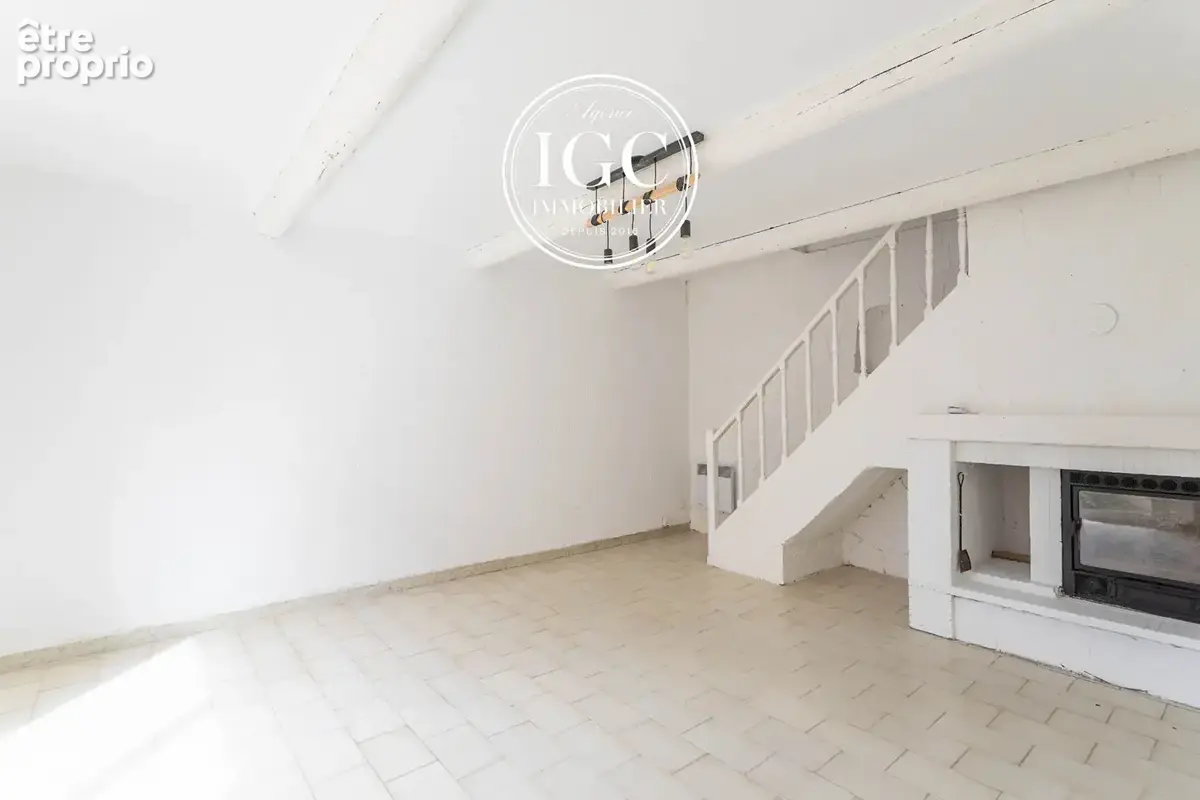LA COURONNE  Maison de village T3  73 m2  Proximité mer - photo 5
