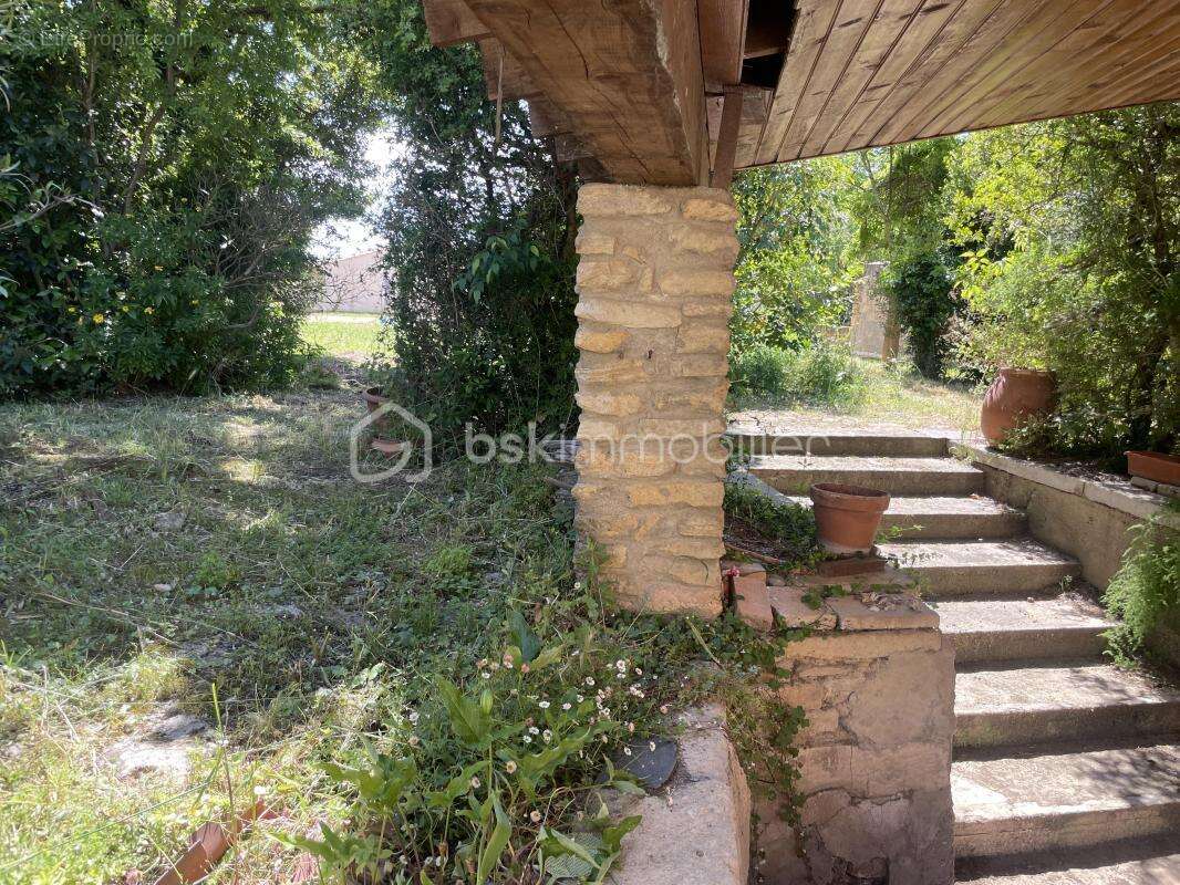Maison à SERNHAC