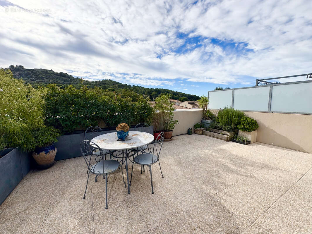 Appartement à SIX-FOURS-LES-PLAGES