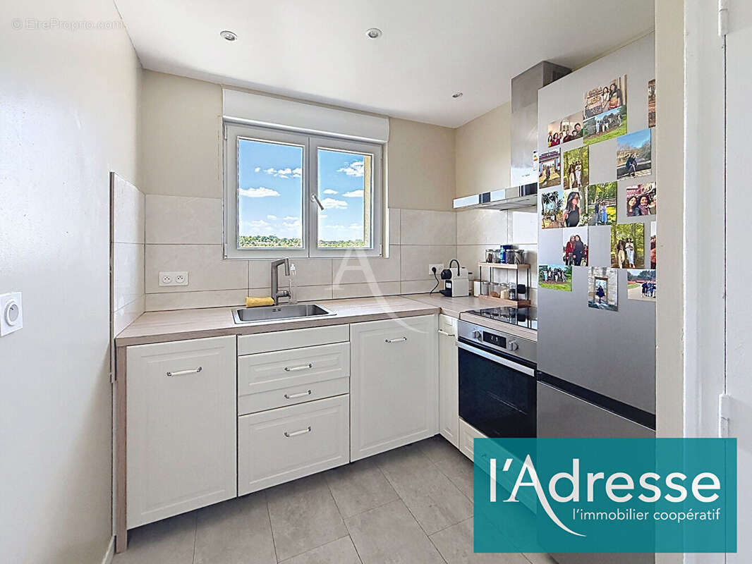 T2 rénové de 46m² avec balcon 5ème étage avec ascenseur - photo 3