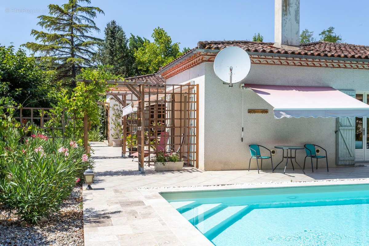 Maison de campagne, garage, piscine, terrain. - photo 40