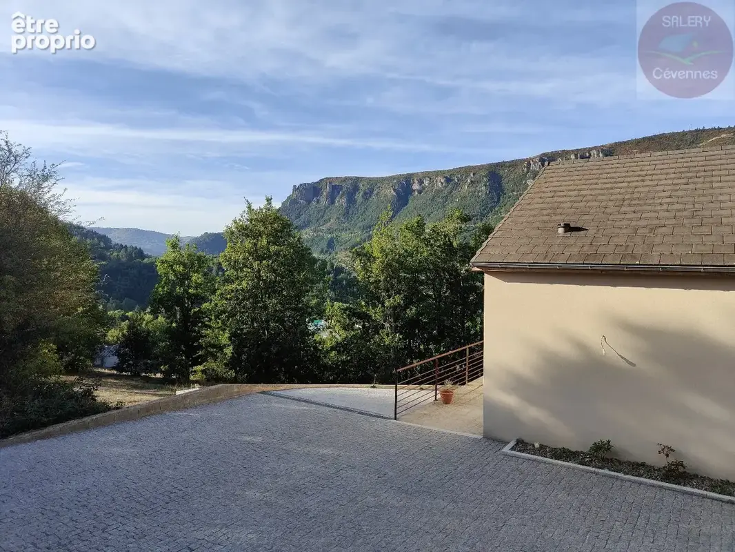 Photo Maison à Florac au prix de 345 000€
