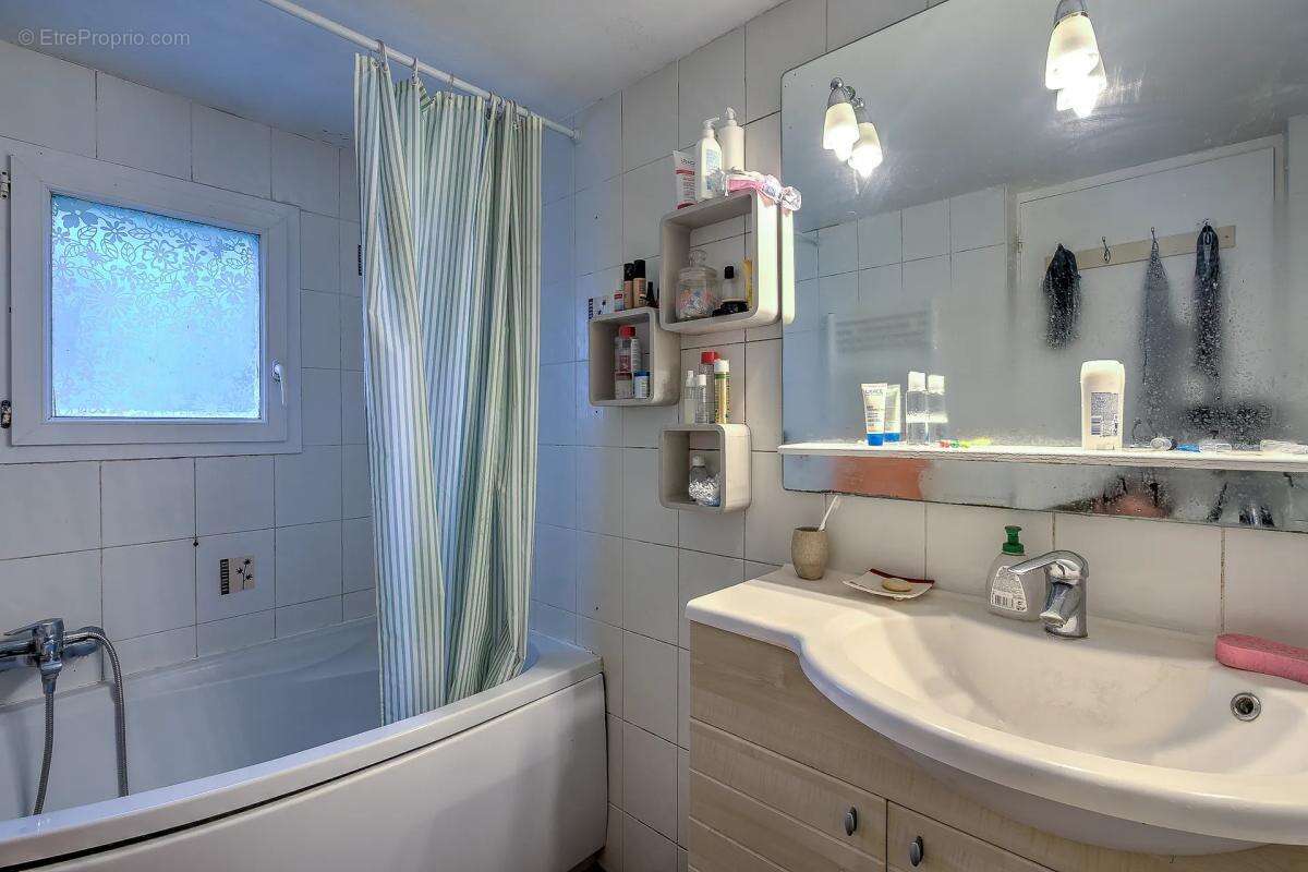 Appartement à MORANGIS