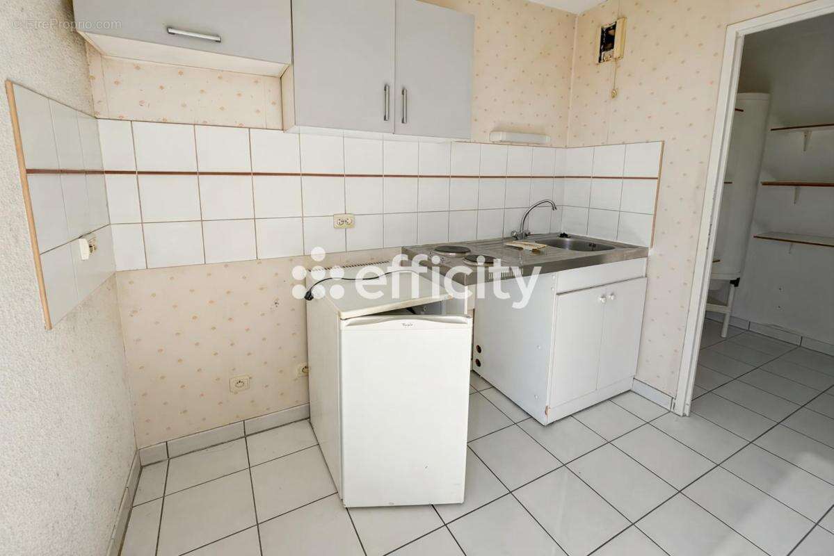 Appartement à SAINT-JEAN-D'ANGELY