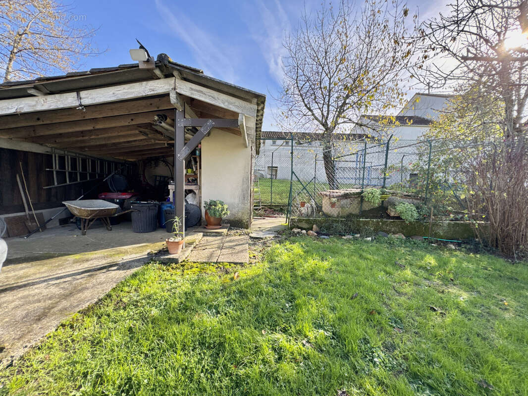 Maison à SAINT-SYLVESTRE-SUR-LOT