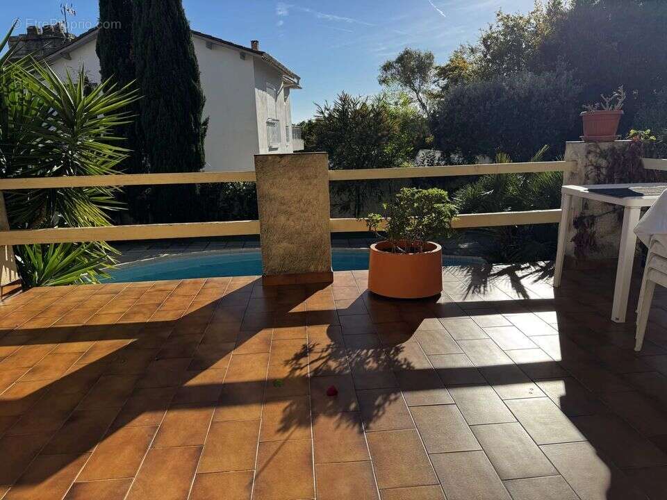 Maison à CARRY-LE-ROUET