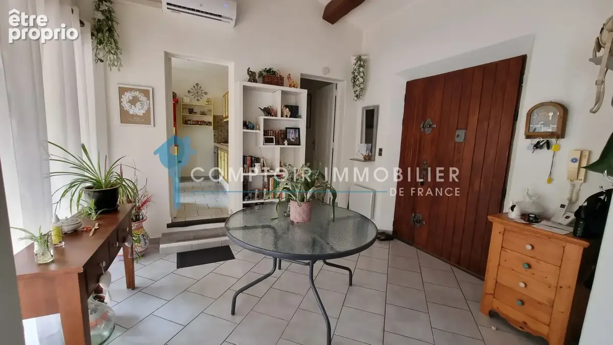 A VENDRE (VAR - 83) - Villa à vendre avec 3 chambres proche du village - photo 5