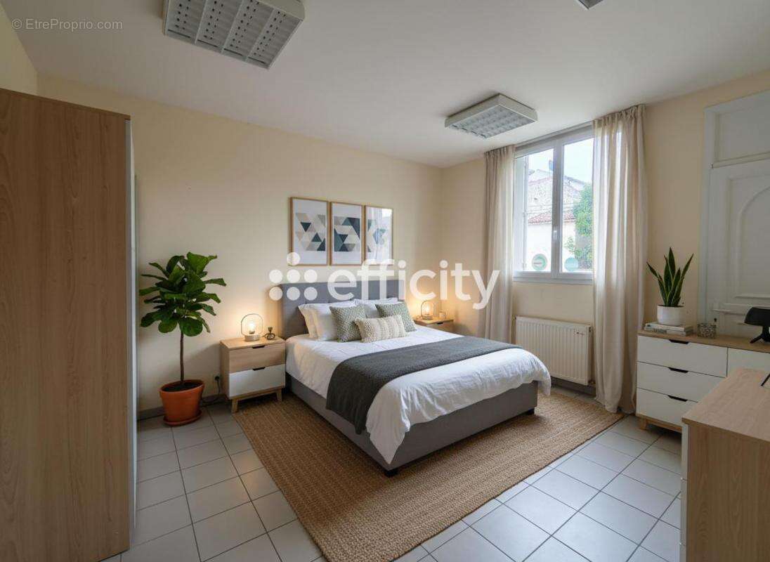 Maison à FONTENAY-LE-COMTE