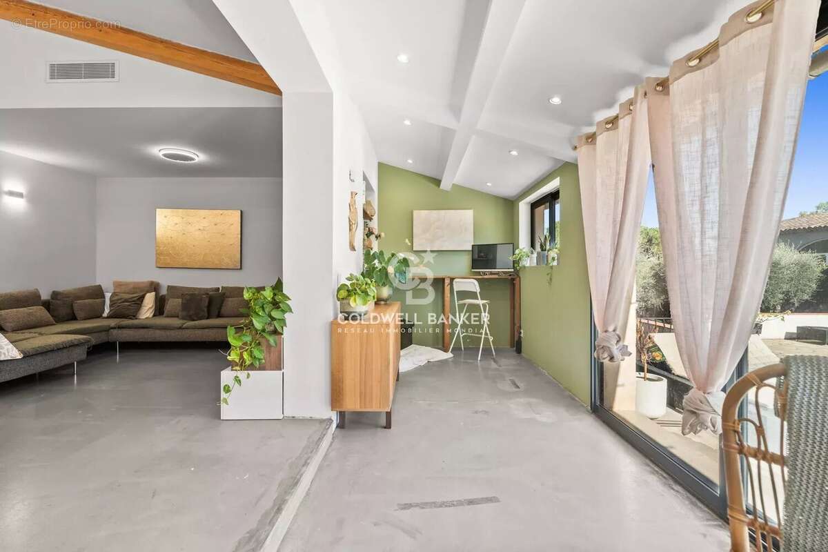 Maison à PEYMEINADE