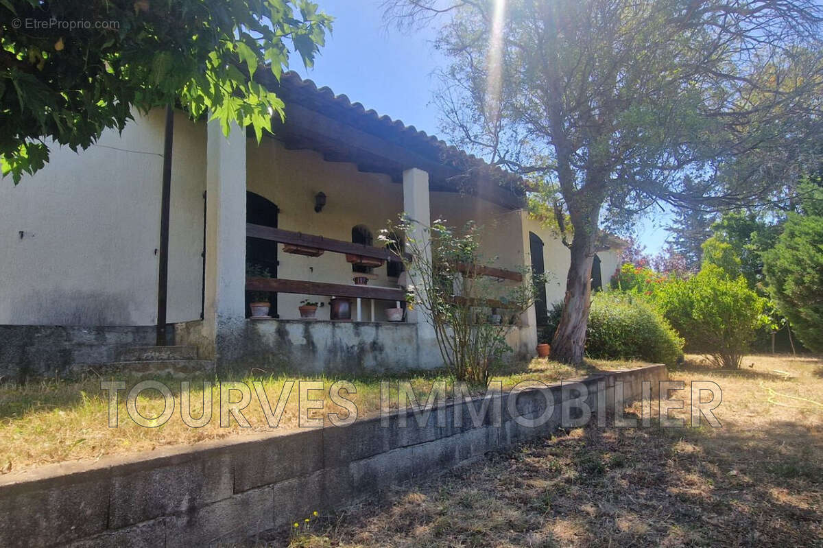 Maison à TOURVES