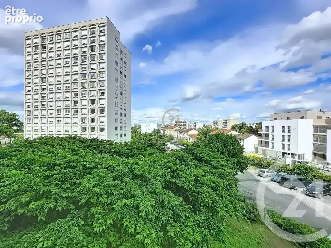 Appartement 79 m² à Lyon-8e  - photo 5