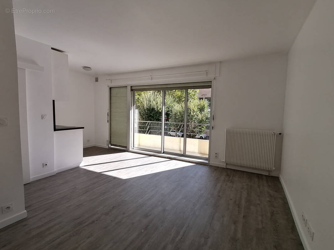 Appartement à LYON-8E