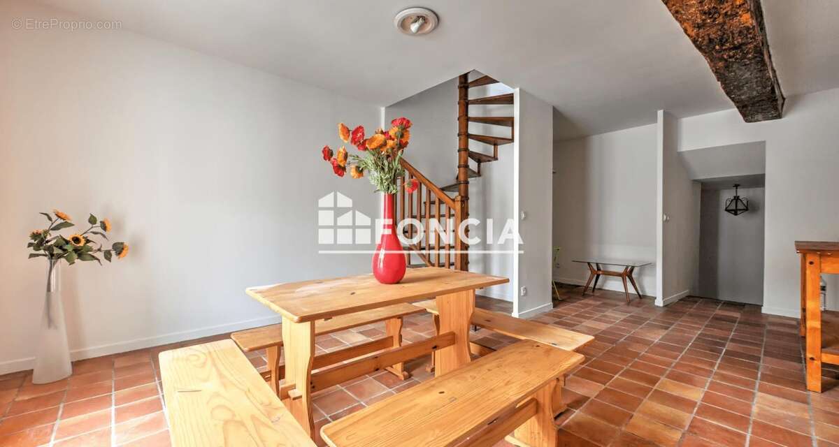 Appartement à VERNOUILLET