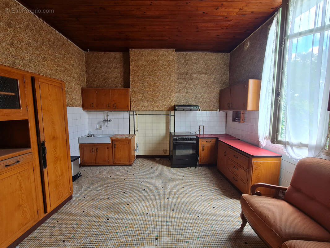 Maison à BELIN-BELIET